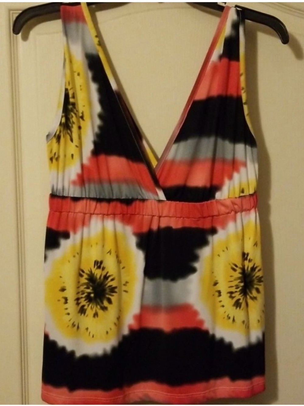 Sleeveless V-Neck Floral Tie-Dye Tank Top - Yellow, Coral & Black